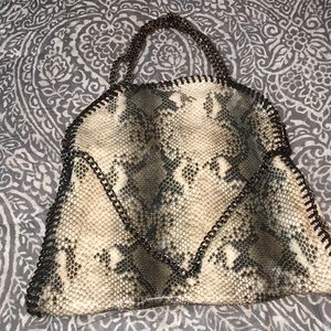 Snakeskin Shoulder bag !